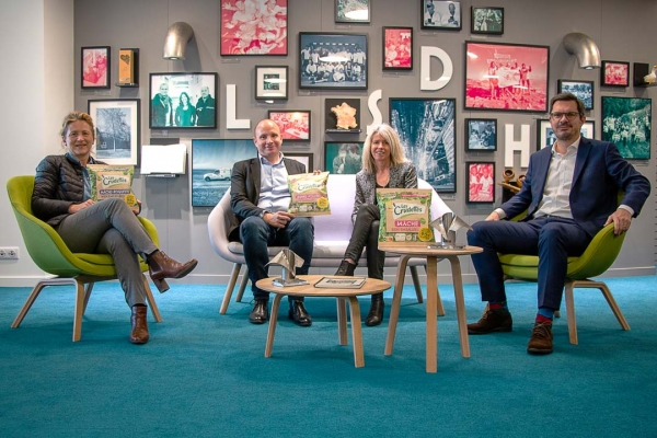 From right to left:  Grégoire Duvot, Directeur Général / Managing Director, ILAPAK France; Sandrine Le Guen, Regional Sales France Consumer Flexibles, Mondi; Alexandre David, Responsable R&D/ R&D Manager, Les Crudettes; Géraldine Collet, Directrice Marketing & Innovation / Marketing & Innovation Director, Les Crudettes